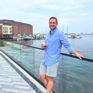 Meet your Posher, Cory